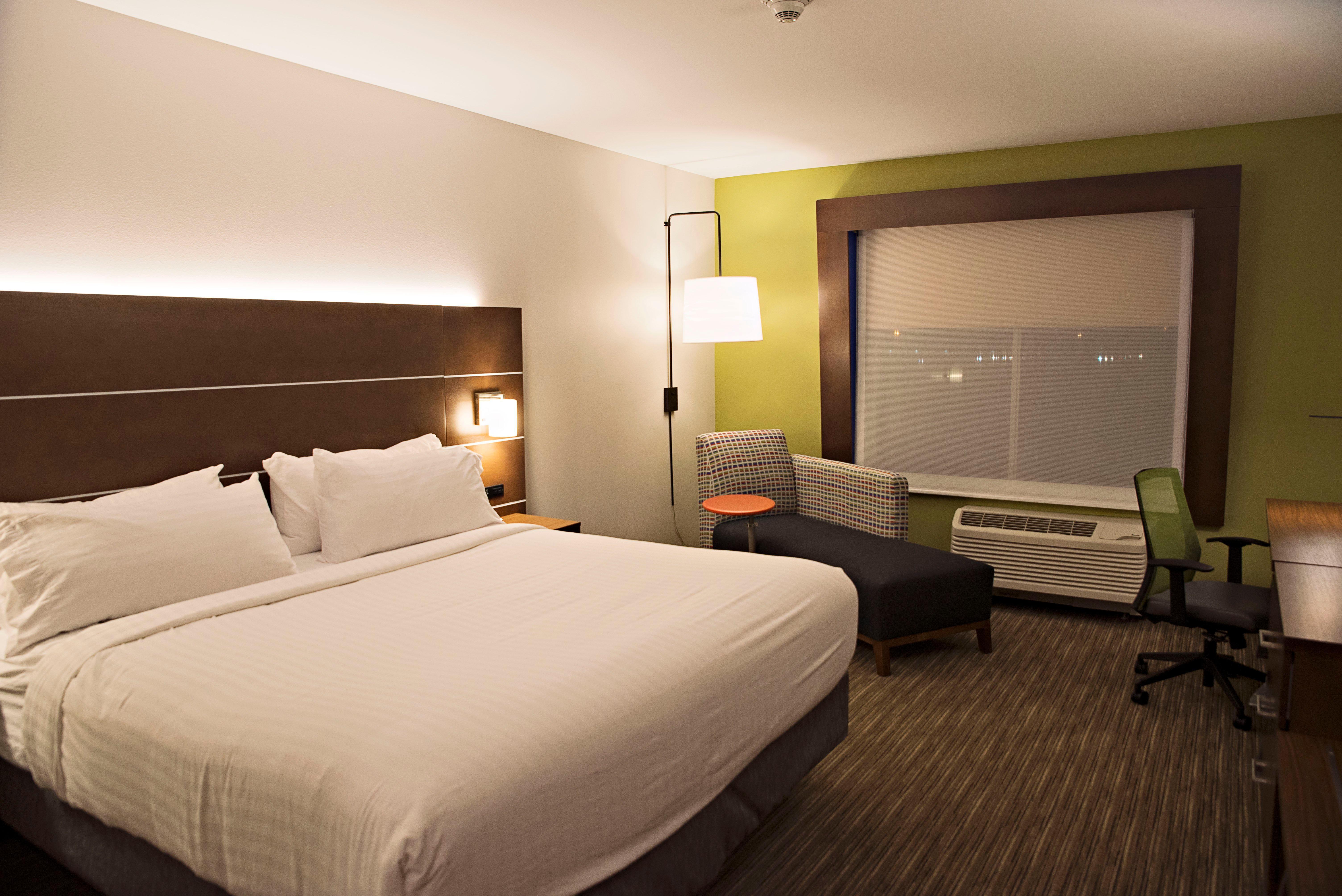 Holiday Inn Express & Suites - Rantoul By Ihg Exteriér fotografie