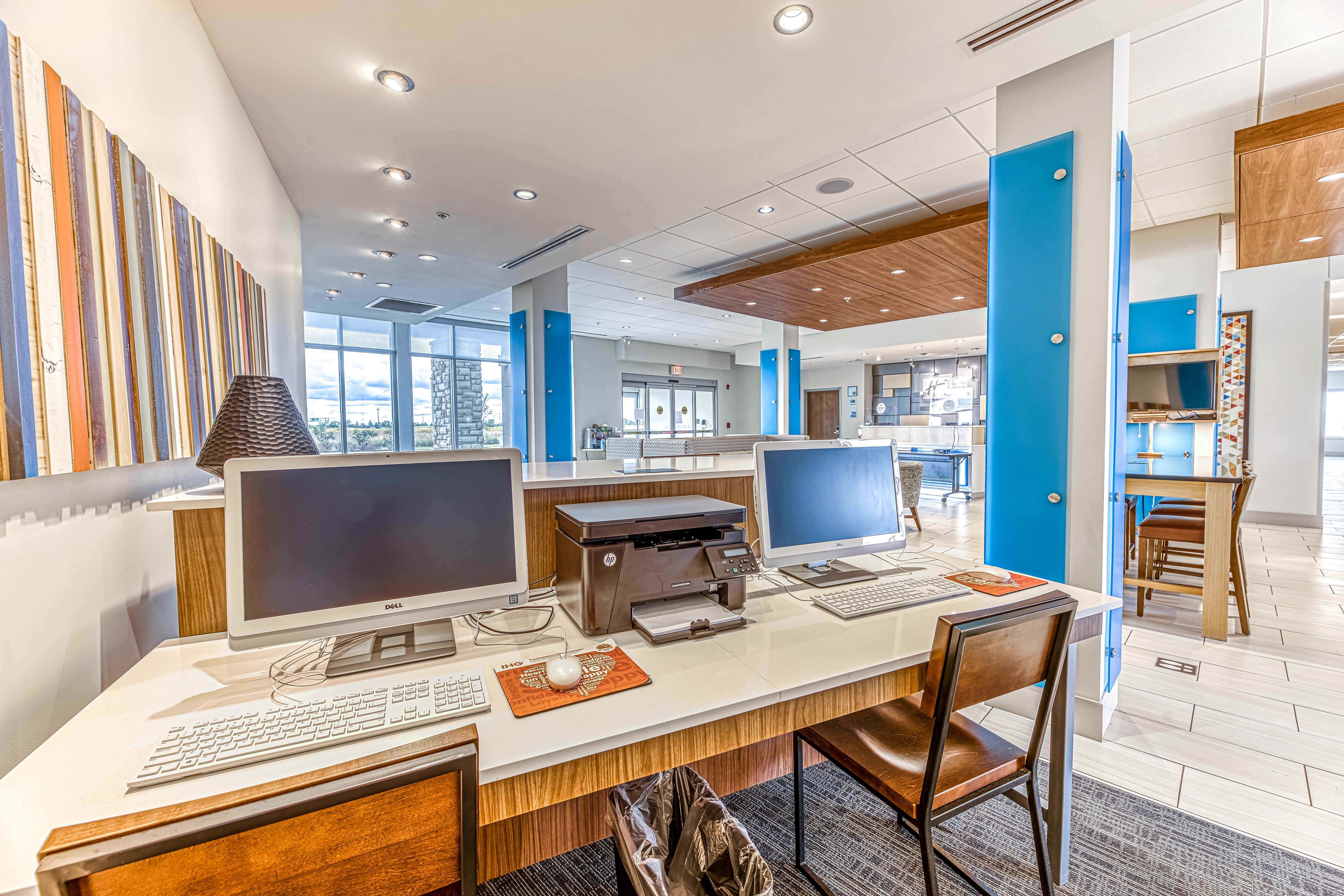 Holiday Inn Express & Suites - Rantoul By Ihg Exteriér fotografie